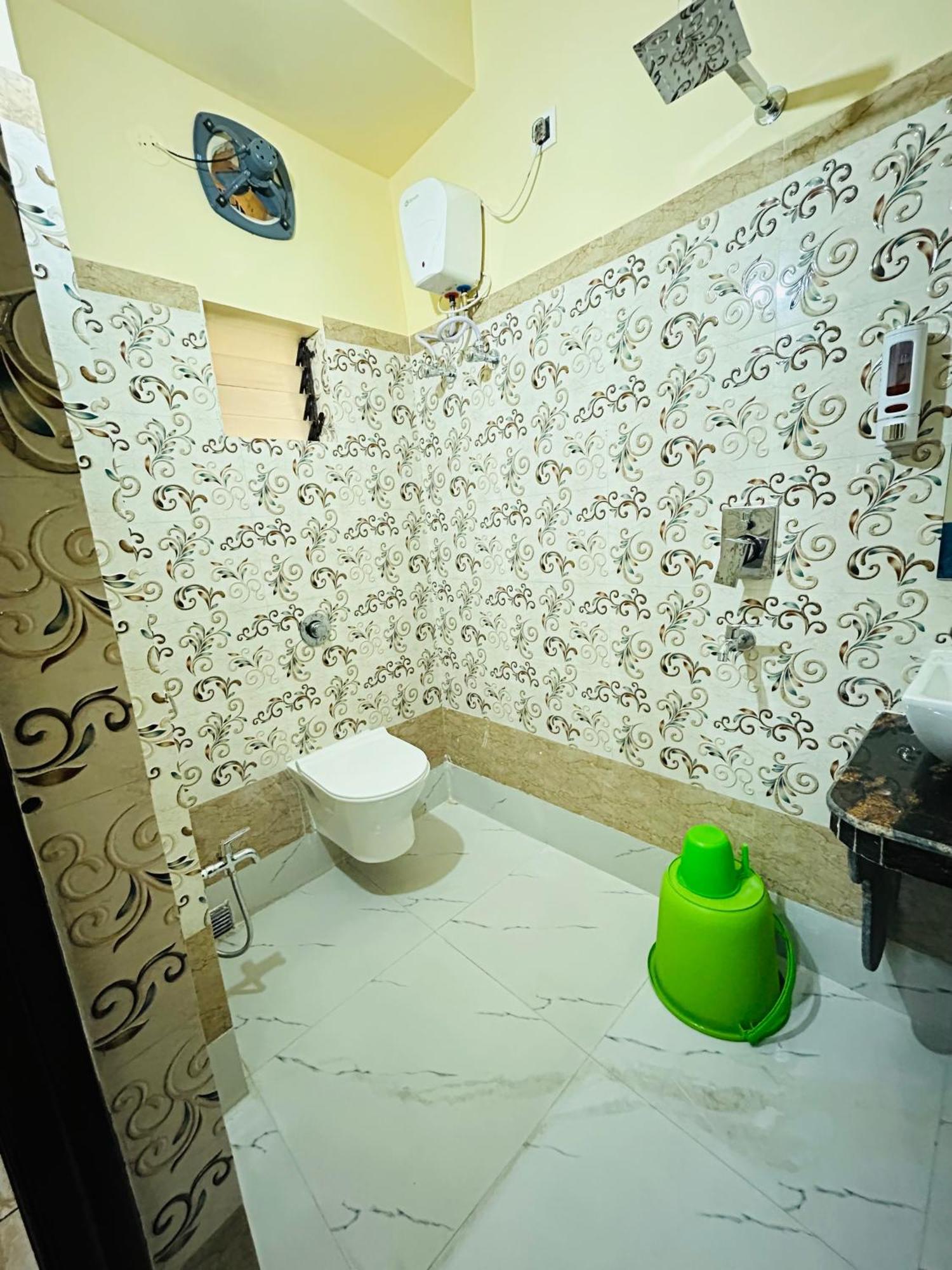 Hotel Kanan Inn Kolkata Ngoại thất bức ảnh